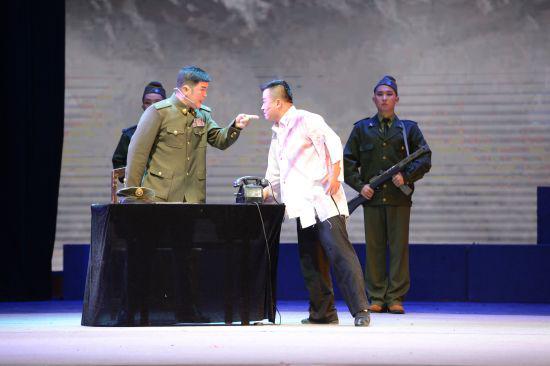 二人台经典话剧《红岩》15日在呼和浩特国家大剧院上演，