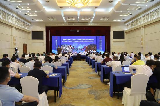 贵州省磷石膏新型建材暨锂电专题招商项目对接会在湖南长沙召开