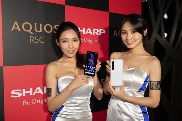 夏普5g手机Aquas r5g售价3.49万新台币