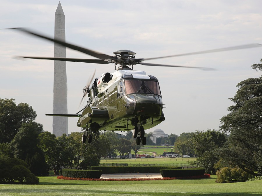 美国海军陆战队的新型冠状病毒测试呈阳性，并被分配到总统的直升飞机部队。
