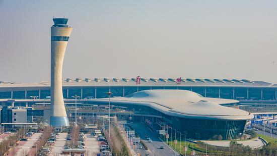 郑州机场上半年货运量增长21.45%