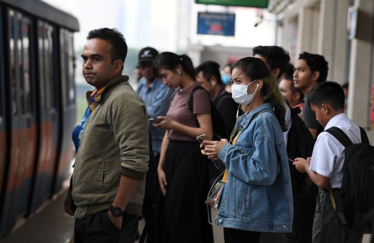 马来西亚重申，从现在起，不公开戴口罩的人将被处以1000林吉特的罚款
