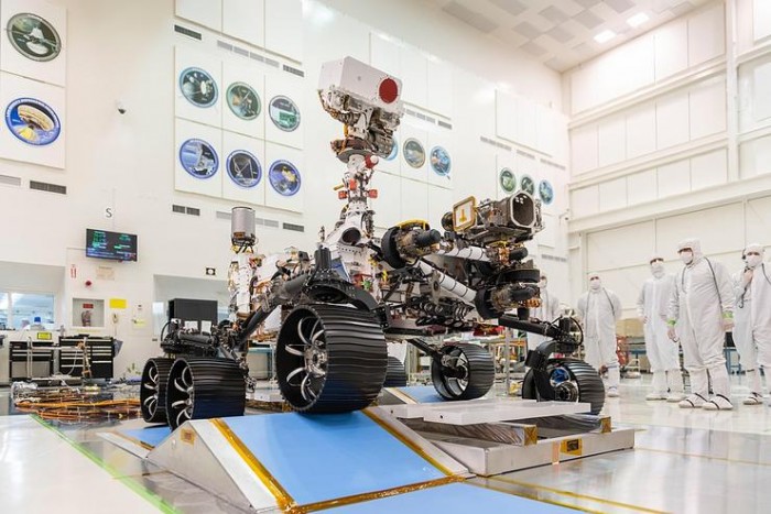 美国宇航局：已经解决了进入安全模式的毅力问题。它正朝着火星前进。