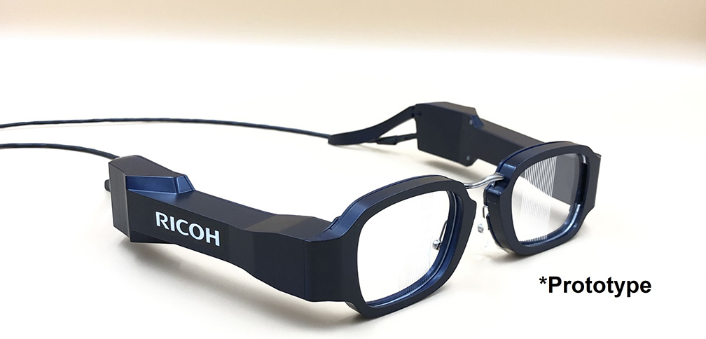 它的重量只有49克！日本理光公司推出了世界上最温和的双目AR智能眼镜