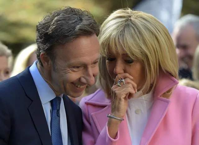 法国总统马克龙为什么钟情于大他24岁的妻子布丽吉特