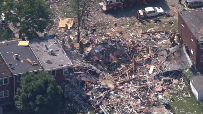美国巴尔的摩发生大爆炸 多座房屋被夷为平地