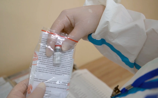 质疑俄首款新冠疫苗？俄罗斯专家：政治化会威胁人民的生命