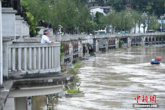  长江和黄河将迎来新一轮的洪水过程。水利部将安排应对措施。