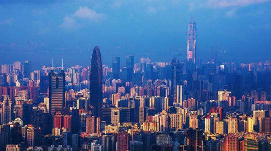  新政后，深圳房地产市场大幅降温：二手房交易量下降了80%。