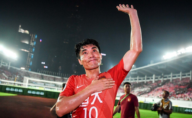 郑智40岁生日！他的职业生涯充满了荣誉，无愧中国足坛传奇巨星
