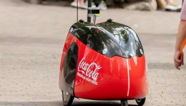 可口可乐测试自动驾驶送货机器人，利用人工智能送饮料