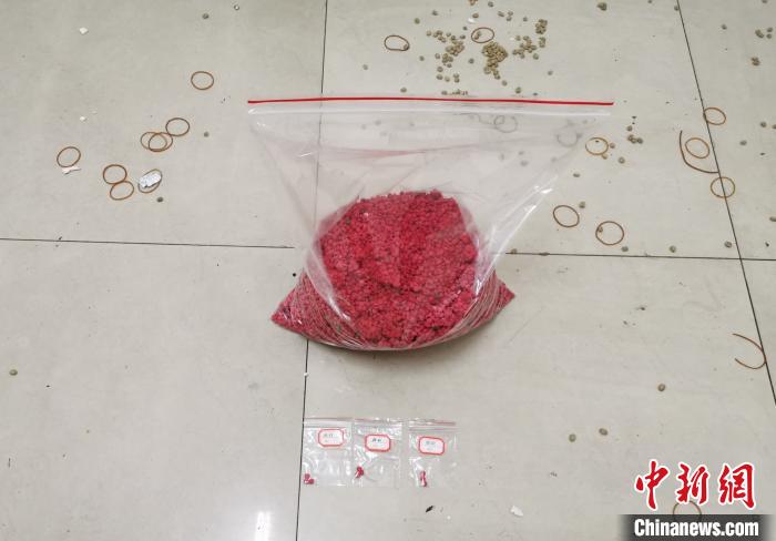 云南普洱市：在7个小时内，连续破获两起毒品运输案件，缴毒近13公斤