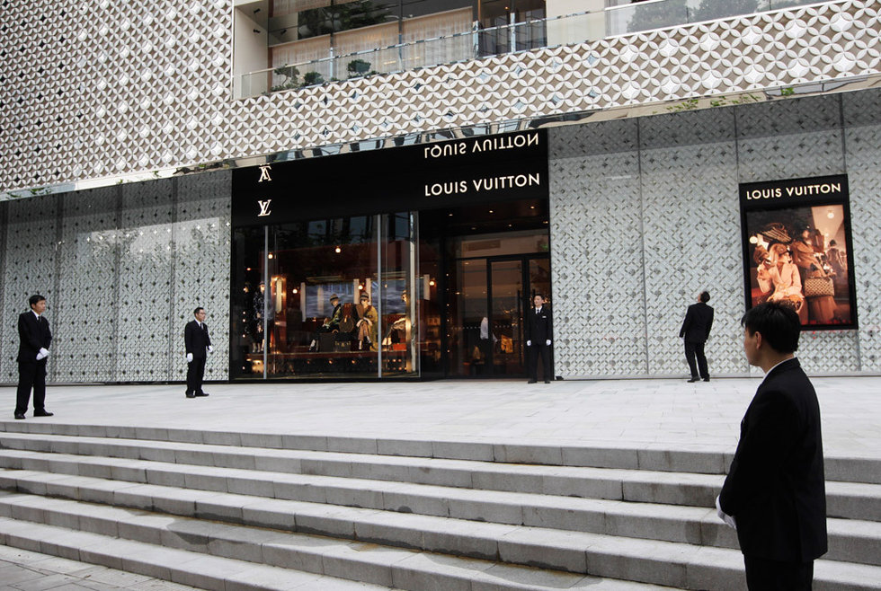 LV上海恒隆店8月销售金额接近1.5亿元 ，再次创下国内的历史