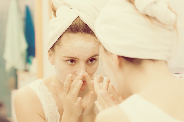 用正确的方法，肌肤护理能手清洁你的脸