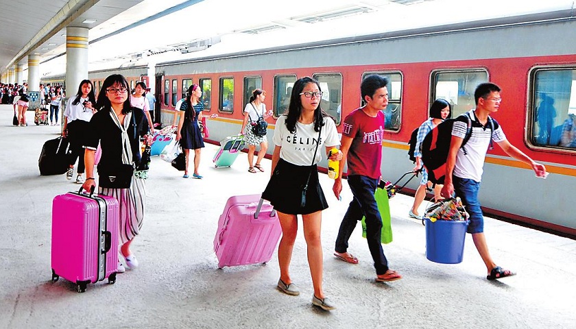  夏季完美结束，长江三角洲铁路载客量超过1亿人次。