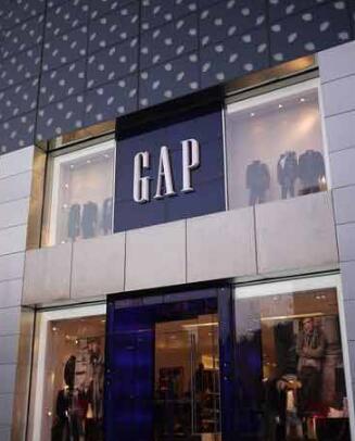  GAP公布第二季度净亏损6200万美元，口罩业务销售额为1.3亿美元