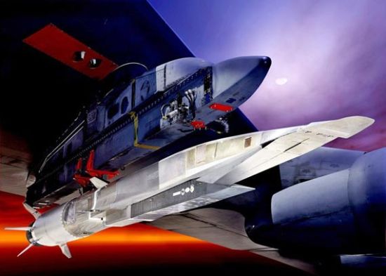 美国防部：成功完成两枚高超音速巡航导弹的阶段试验