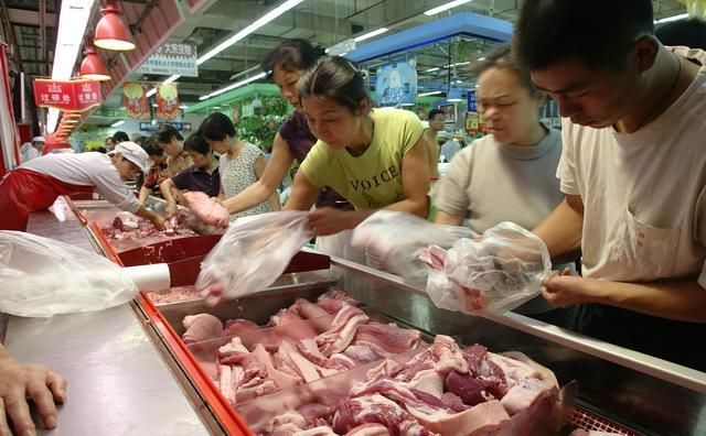 猪肉价格继续飙升，除了这两个致命的打击，重点是它幕后捣鬼！