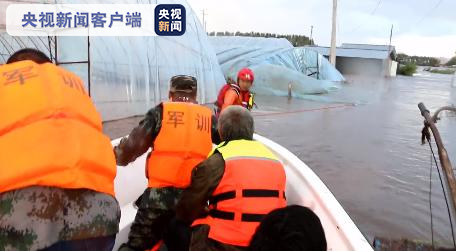 受台风“美莎克”影响黑龙江海林市91人被洪水围困 消防救援队紧急营救