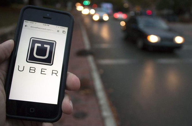 确保社会距离 Uber在英国有租车服务