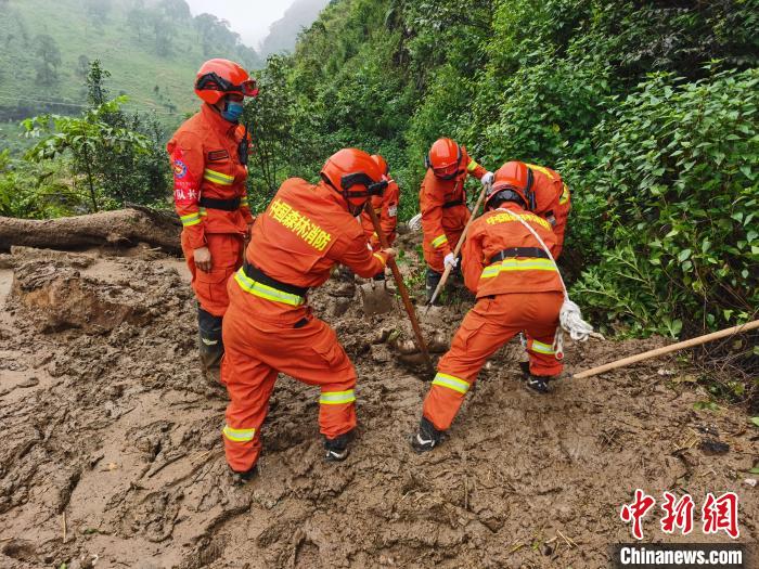 云南宁蒗县发生洪涝灾害造成2人死亡