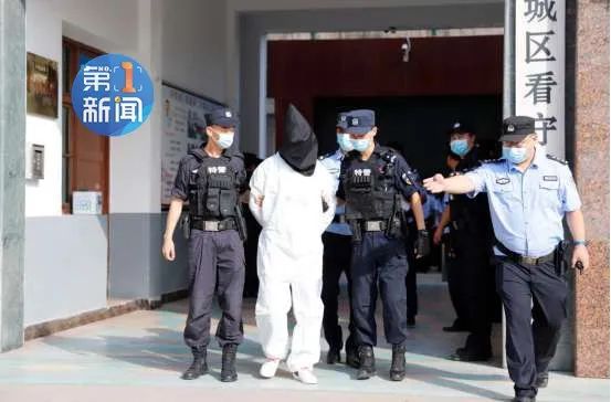 陕西警方抓获24名“车匪路霸”！