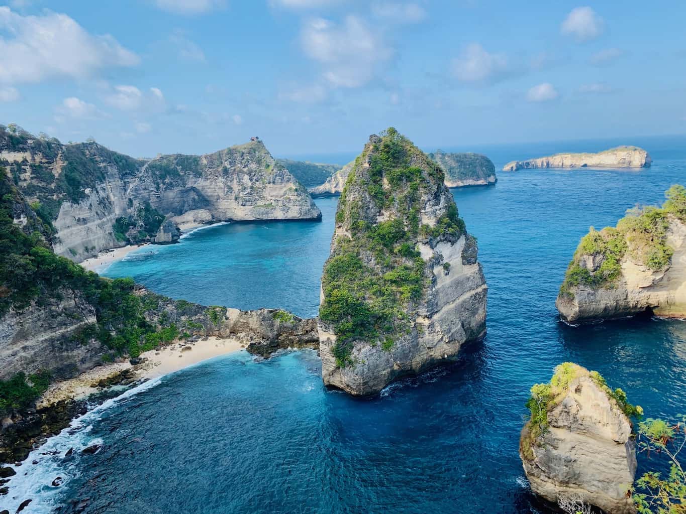 在巴厘岛没有游客的情况下，岛民怎么自救呢？