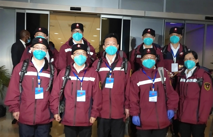 中国政府防疫医疗专家组抵达安哥拉