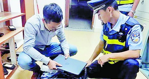 双节期间北京铁警为旅客寻回遗失物品五百多件