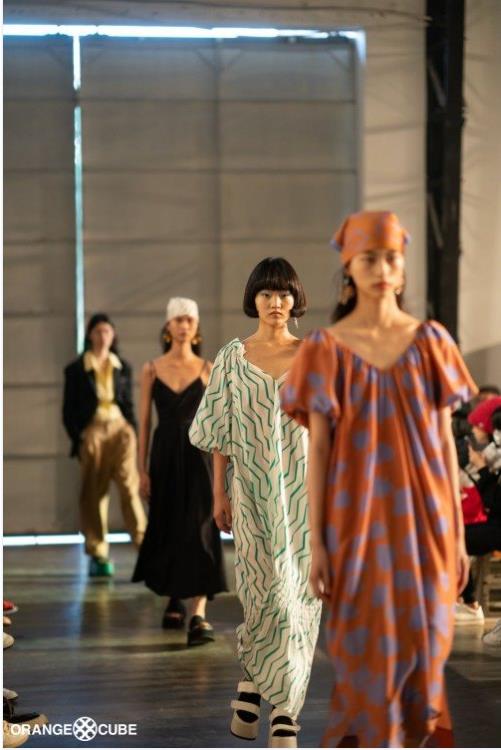 ORANGECUBE的上海时装周之旅圆满结束，有三场演出展示了百变万化的时尚