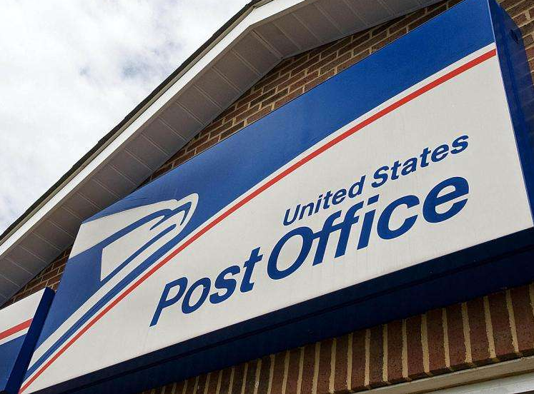 美国媒体：美国邮政管理局在选举前单方面撤出邮政警察
