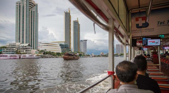 运输船舶：曼谷独特的风景