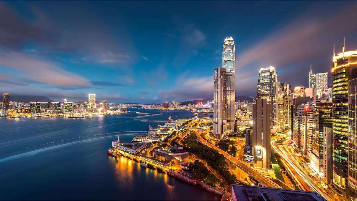 新华评论：香港前途命运有赖于更好地融入国家整体发展