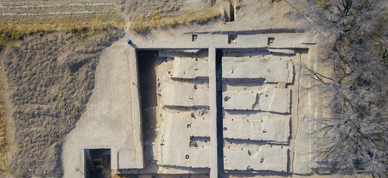 内蒙古发现约两千年前疑似大型粮仓建筑基址