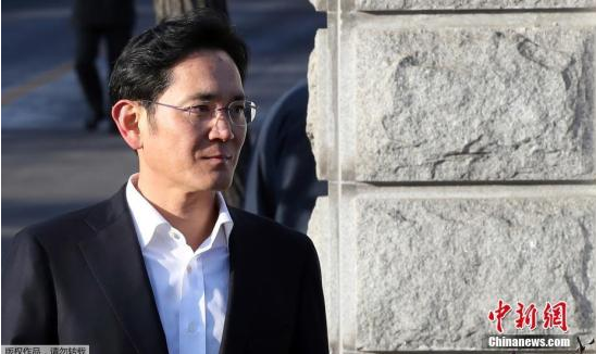 李在镕出席"亲信政治案"重审 韩国媒体：或被判处额外处罚