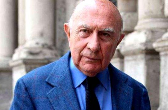 意大利米兰时装周创办人莫德尼斯逝世，享年90岁