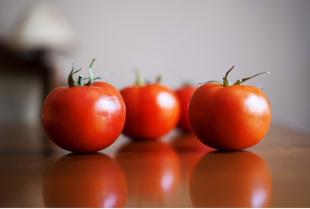 能吃西红柿美白吗，怎么吃西红柿美白效果