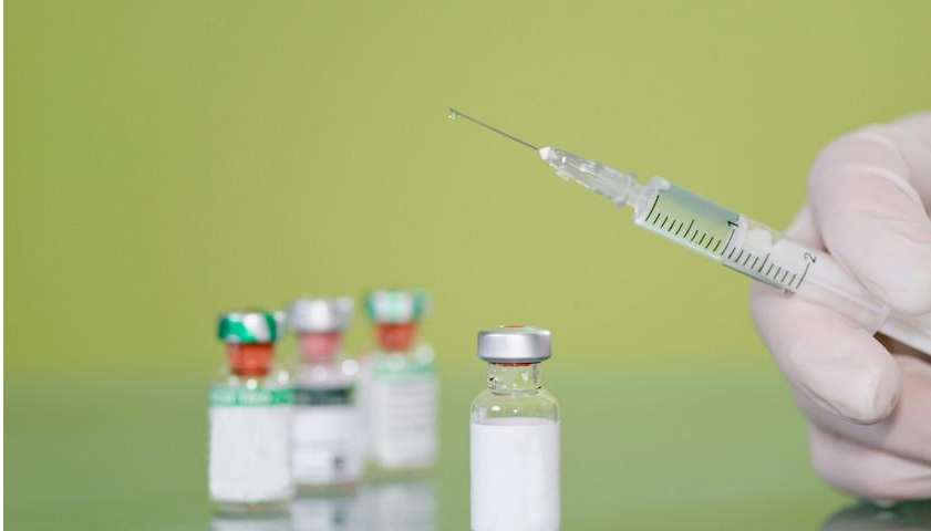 上海已启动新冠疫苗接种，主要针对高风险的重点岗位人员