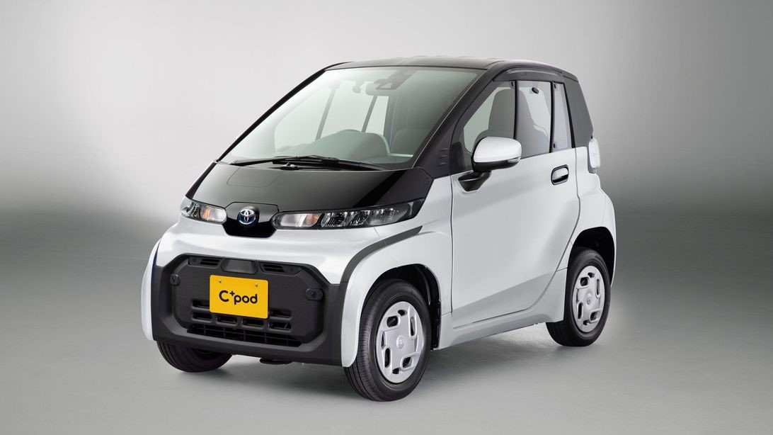丰田C-Plus Pod是双色球
款可爱的新电动汽车，使命很重要