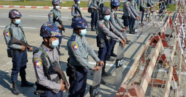 缅甸政局突变：拜登发声“谴责”，“威胁”开启新的制裁